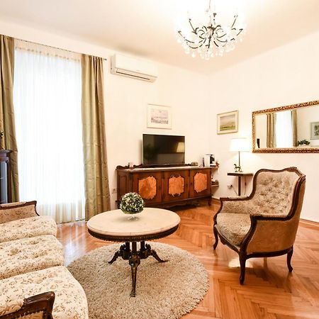 Central Palace Apartment Zadar Extérieur photo